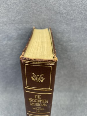 （お値下げいたします）ENCYCLOPEDIA AMERICA 9 Volumes Vintage American International Encyclopedia Set