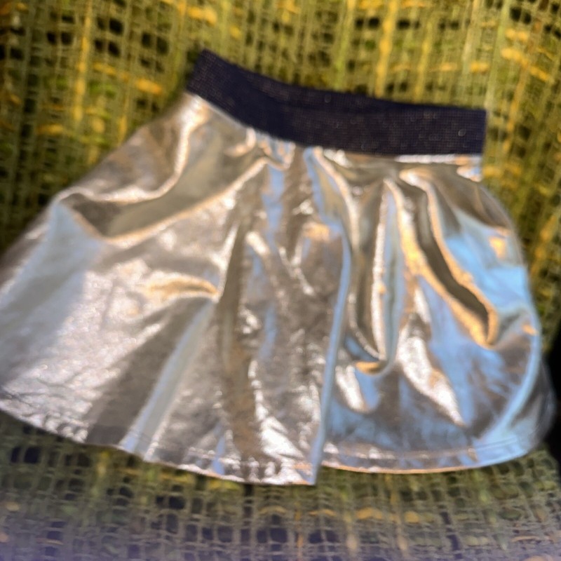 365 KIDS SZ 5 SILVER METALLIC ELASTIC WAIST SKIRT