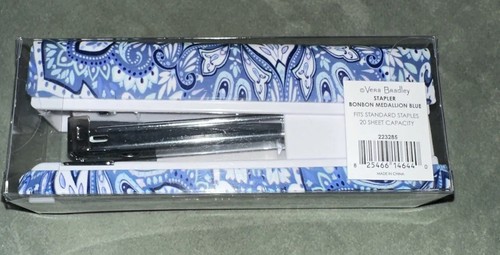 Vera Bradley Bonbon Medallion Fashion Stapler, 20-Sheet Capacity, Blue/White - Picture 4 of 6
