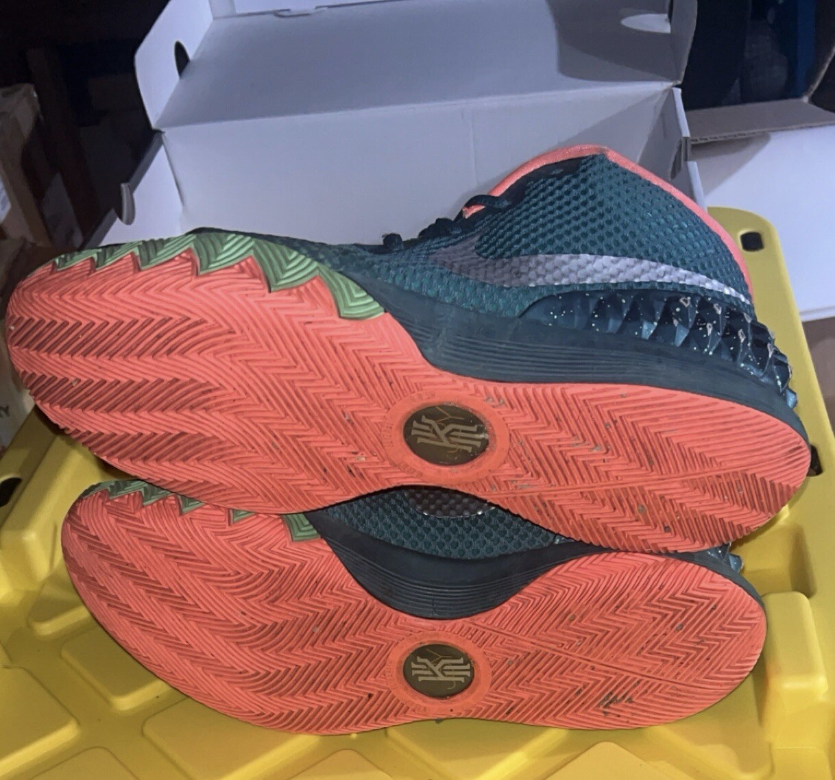 Size 12 Nike Kyrie 1 Flytrap - image 5