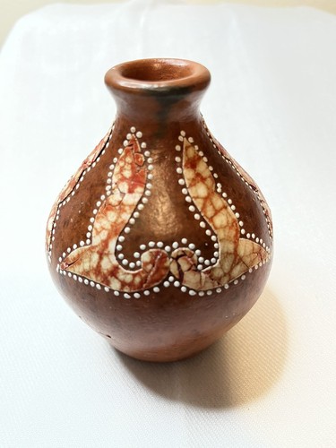 Jarrón de cerámica de arcilla de terracota de 4" hecho en Indonesia  - Imagen 1 de 7