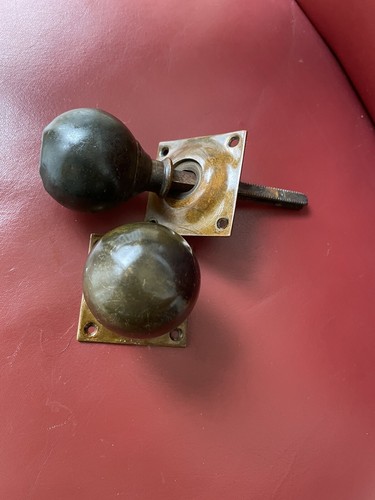 Original Victorian Copper Door Knobs With Square Roses Rare - Picture 5 of 5