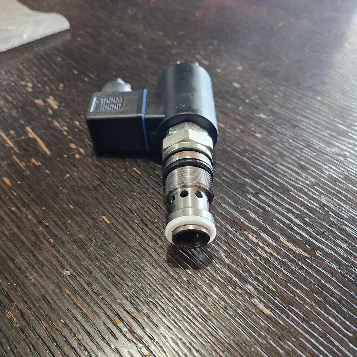 280254 24V DC 17W 100% ED Solenoid Valve - Bucher Hydraulics