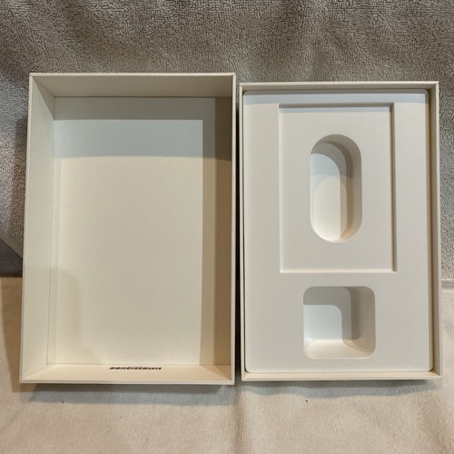 Apple iPad Mini Wi-Fi 64GB Silver (EMPTY BOX ONLY) - Photo 6/6