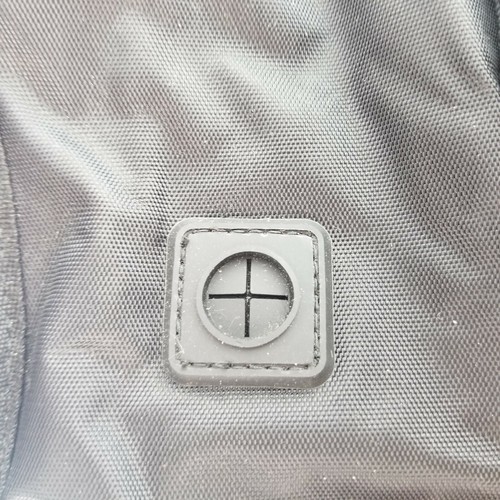 Mochila Antigua Gris Negra Base Carson Kolzig Bordada Nueva 17" Largo - Imagen 7 de 8
