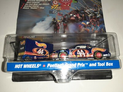 Mattel Hotwheels Pontiac Grand Prix W/Tool Box #44 1999 MOC FREE