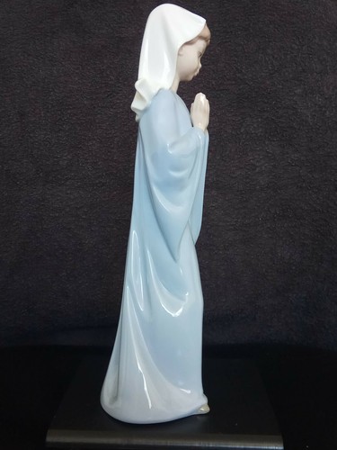 NAO Lladro lady girl nun praying porcelain Vintage Figurine - Picture 4 of 6
