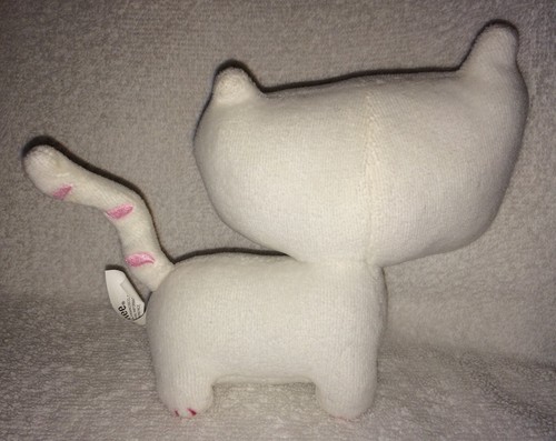 Gymboree Cat Kitty Kitten Pink White Baby Plush Toy Rattle Heart 5" 2009 GymMark - Picture 2 of 5