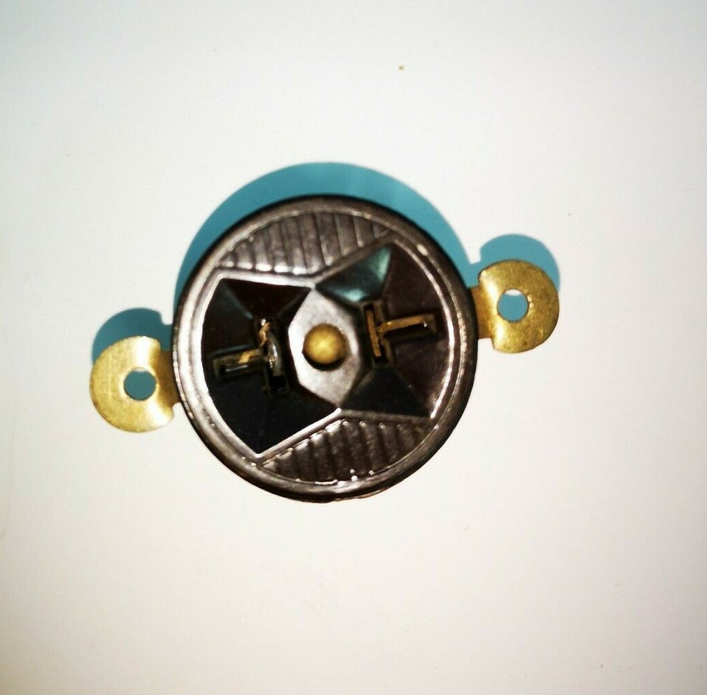 Picture 2 of 6
