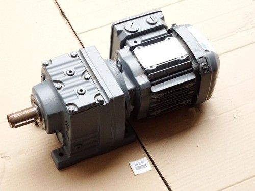 SEW Eurodrive Gear Motor R37 DRS71S4 0.37kW i55.76 1380/25rpm Unused