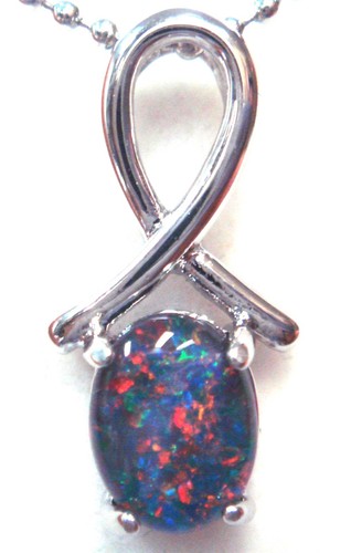 Australian Opal Natural Black Triplet Opal Pendant Lightning Ridge NSW - Picture 1 of 2