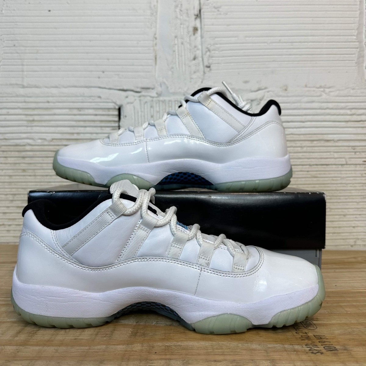 新品　NIKE Air Jordan 11レトロ　レジェンドブルー 10.5 ✓ Nike Air Jordan XI Retro 11 Legend Blue SIZE 10.5 | UNC