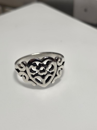 JAMES AVERY Sterlingsilber Ring gerollt durchbrochenes Herz Größe 8,5 NICHT MEHR ERHÄLTLICH