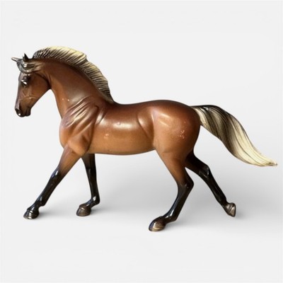 Breyer Stablemates | Chestnut Warmblood | 1:32 Stablemate Modellpferde G3