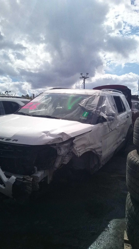 2016-2019 Ford Explorer White Sun Visor OEM 316192 Used 137K Miles - Imagem 4 de 4