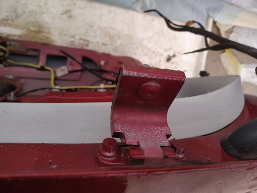 Scharnier für Heckklappe Kofferraumdeckel Hinten Rechts  Volksw DE1229072-69