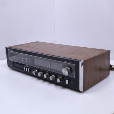 Soundesign 5514 Vintage PLL AM/FM Stereo Receiver/Recorder