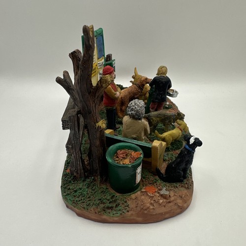 LEMAX Village Collection Dog Park Table Accent 2011 #13910 Retired Damaged - Picture 7 of 7