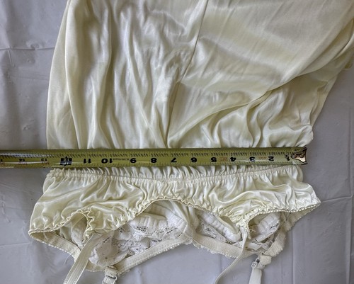 Vintage Women’s Nylon Long Satin Nightgown Ivory - Picture 15 of 16