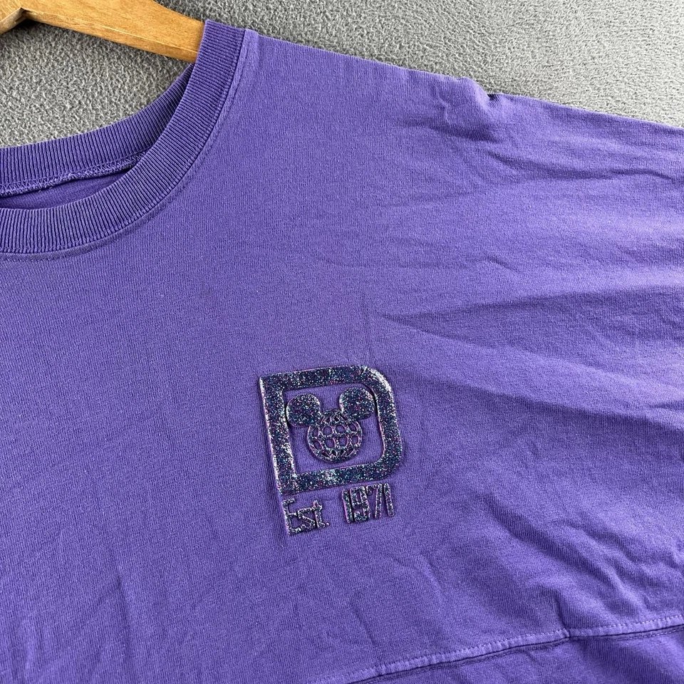 Camiseta Walt Disney Parks Spirit Adulto Pequeña Púrpura Estampado Puff Brillo Mickey Usada en Excelente Condición Foto 4 de 4