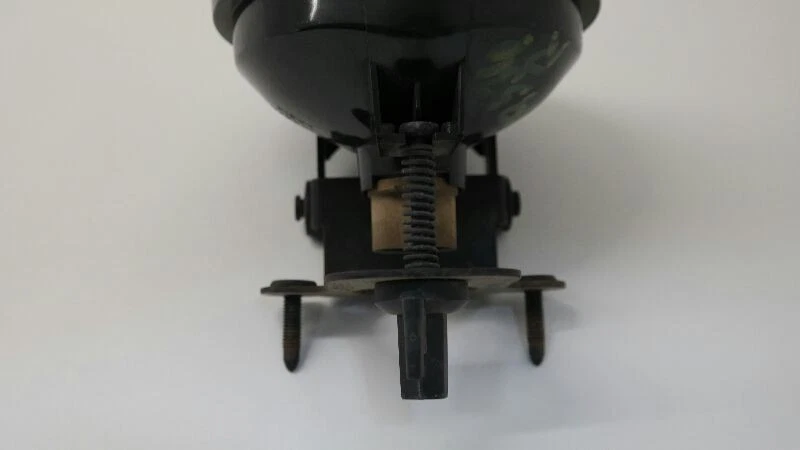 Faro antiniebla delantero derecho para pasajero Pontiac Bonneville 2000-2005   Foto 4 de 4