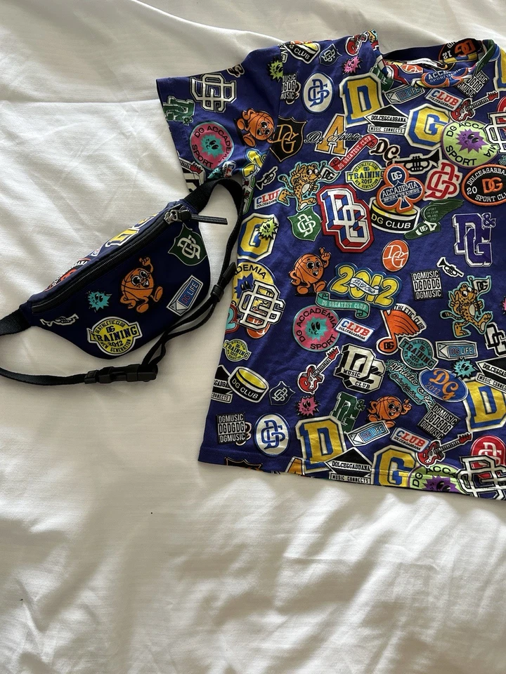 Dolce and Gabbana All Over Camiseta 11/12 Niño Y Bolsa Foto 2 de 4