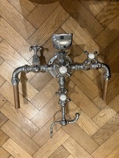 Vintage Chrome Clawfoot Tub Faucet Set.