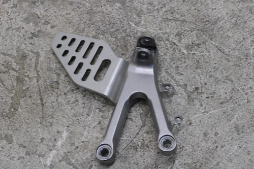 08-16 YAMAHA YZF R6 R6R OEM SOPORTE DE ESTRIBA DE CONDUCTOR IZQUIERDO l12 - Imagen 3 de 6