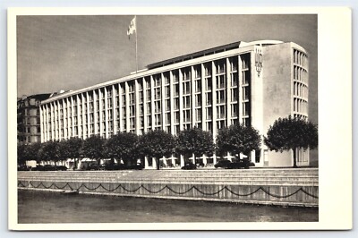 Switzerland Geneva, Hotel Du Rhone (Mandarin Oriental), Rhone River, Chrome Unp