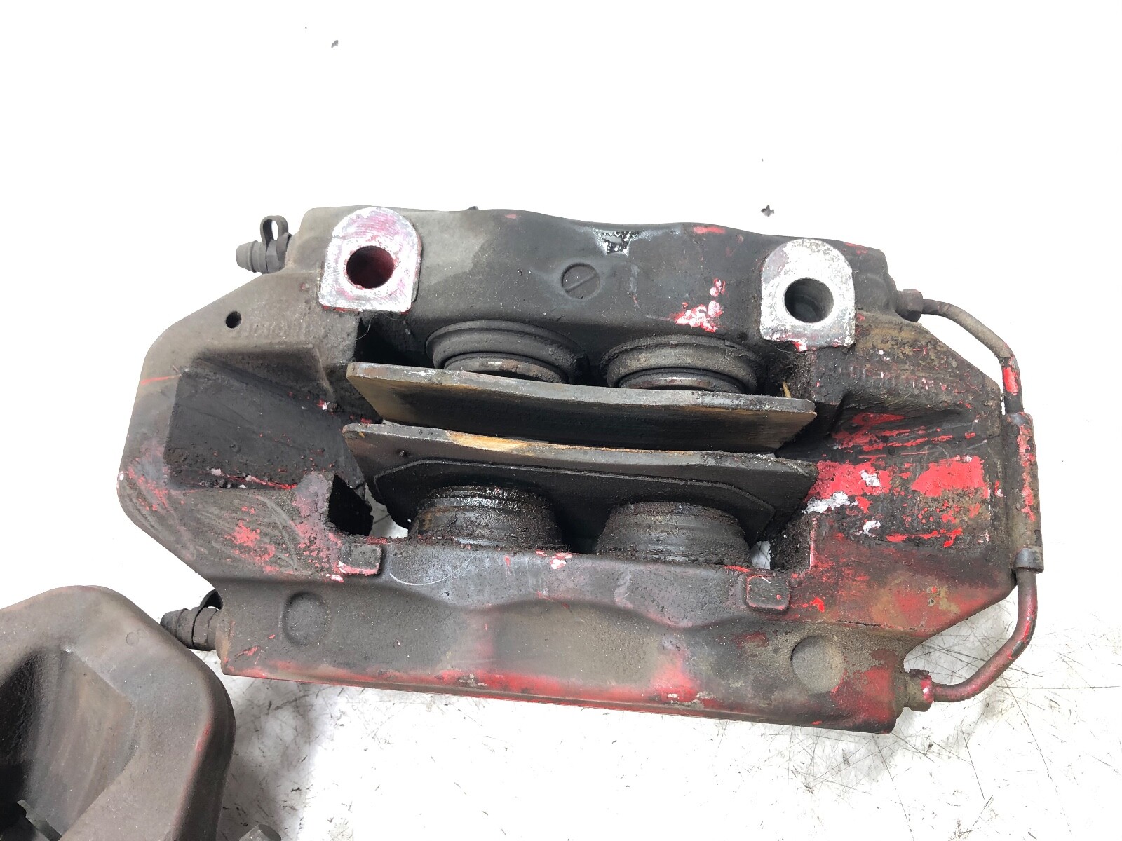 2014-2021 MASERATI GHIBLI FRONT BRAKE CALIPERS X2 OEM.