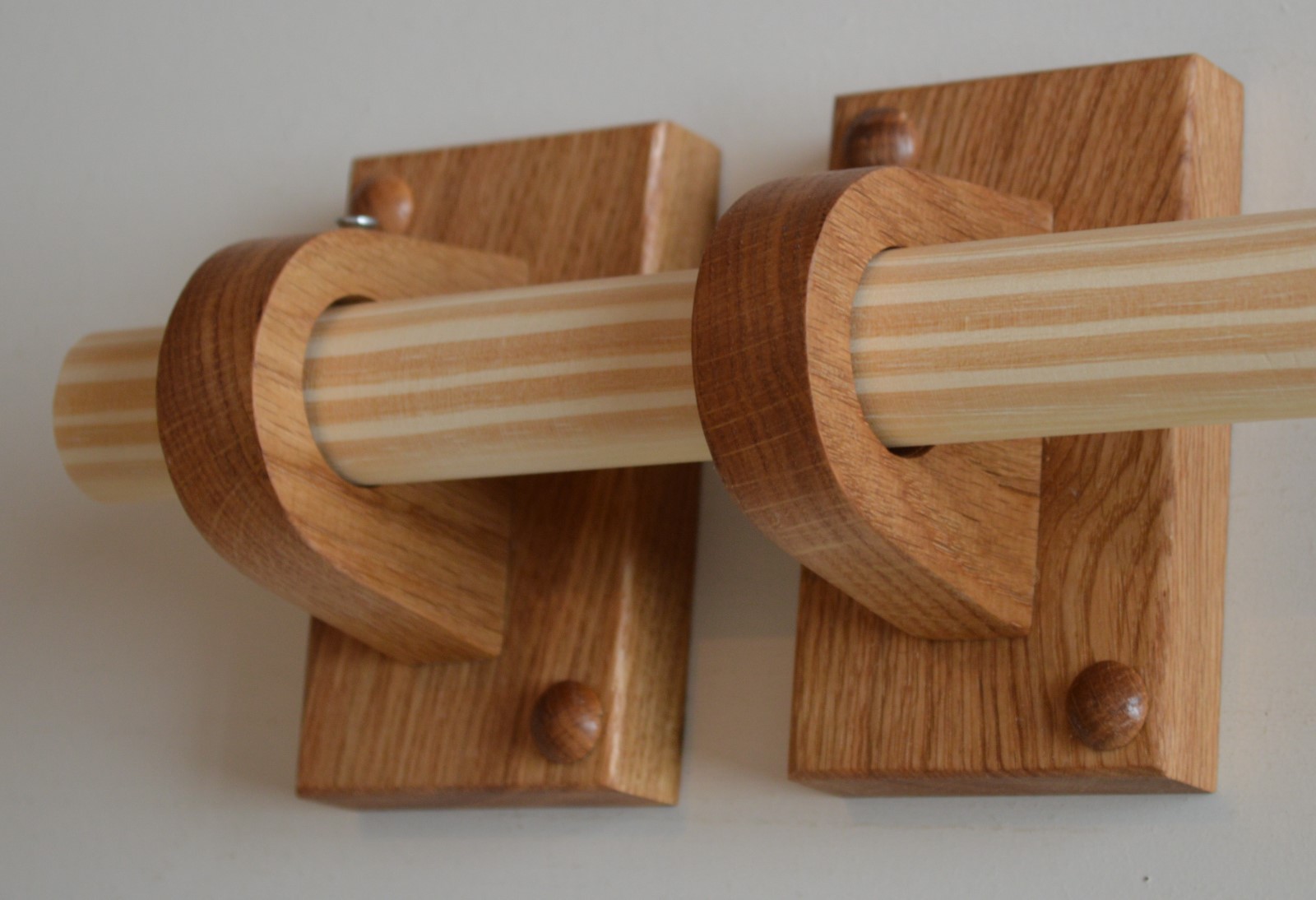 WOODEN CURTAIN POLE BRACKETS HOLDERS CURTAIN ROD SOLID OAK SOLD IN 2s