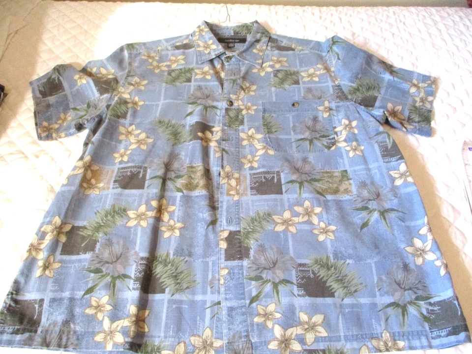 Camisa Croft and Barrow Talla L Manga Corta, Azul con Diseño Floral Blanco Foto 2 de 4