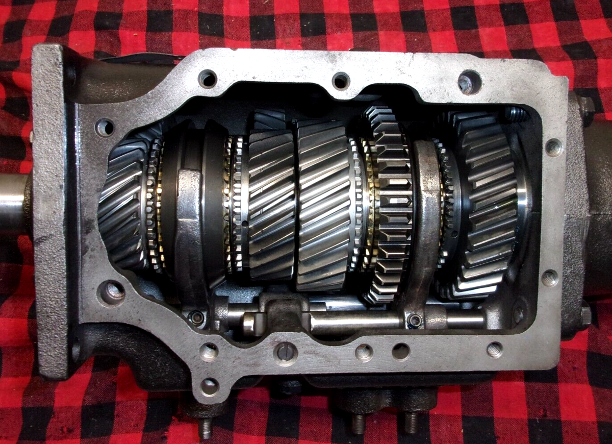 FORD TOP LOADER 4 SPEED WIDE RATIO 260 289 ( 1964 MUSTANG