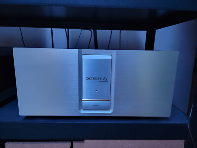 Pioneer Exclusive M8 Pure Class A 60W x 2 Stereo or 120W x 1 Monoblock