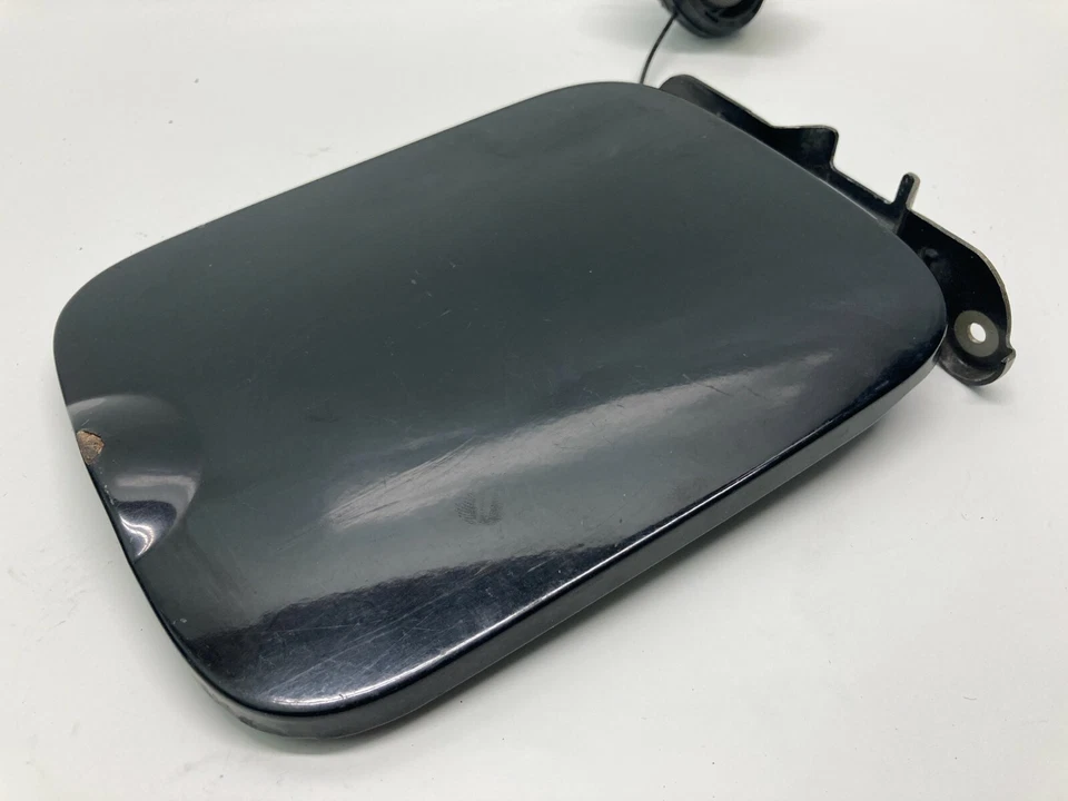 1999-2002 Mercury Villager Fuel Filler Tank Door Gas Lid Cover  17251 7B000 OEM - Image 4 of 4