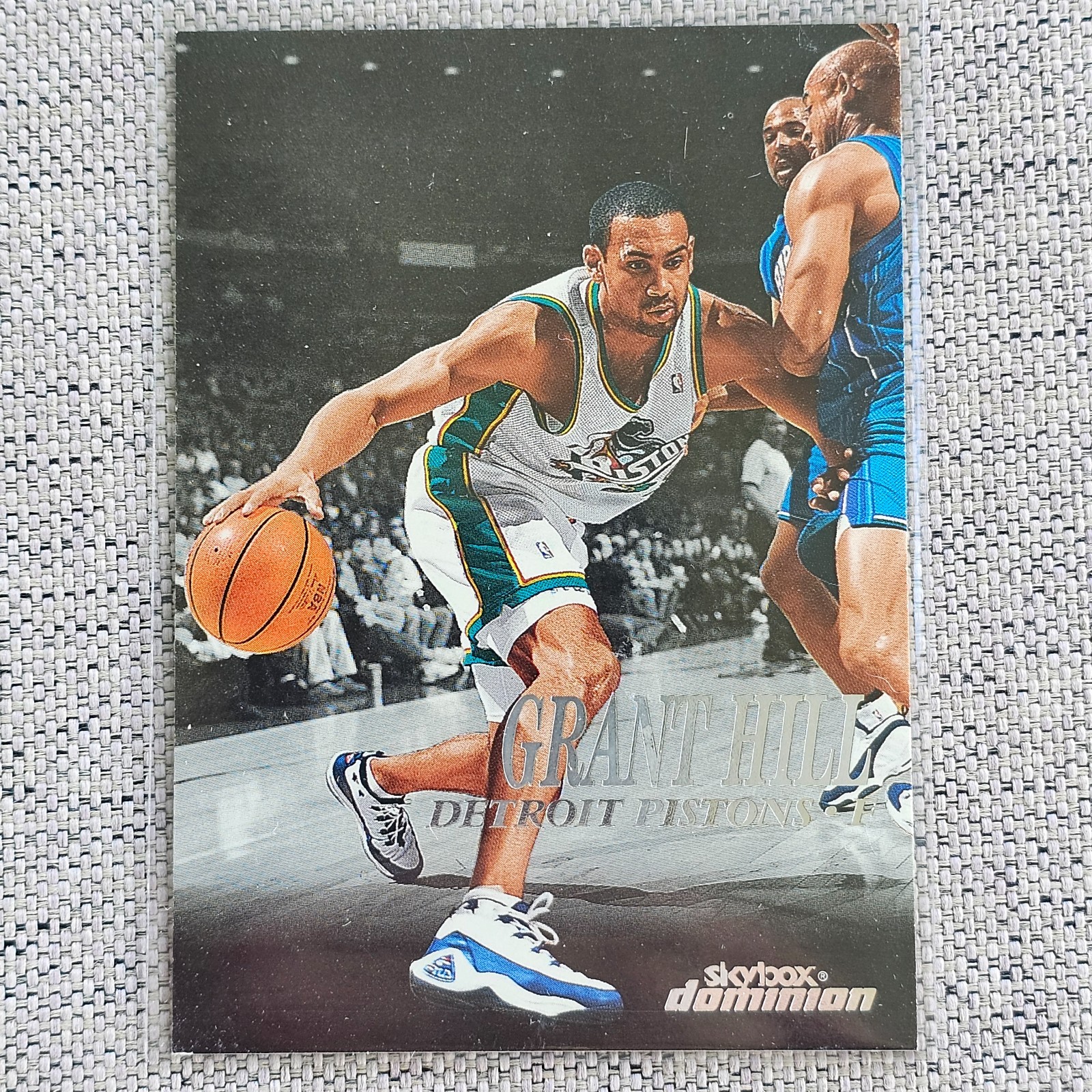 GRANT HILL 1999-00 SKYBOX DOMINION BASKETBALL CARD #70 DETROIT PISTONS NBA HOF