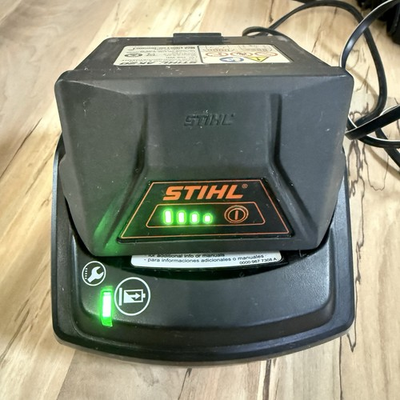 #ad STIHL AK20 Battery 36V amp; AL101 Charger Combo $134.96