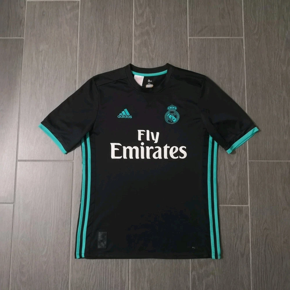 Real Madrid 2017/18 Away Trikot Größe: XS odr 176 Fußball Streatwear Adidas Fans