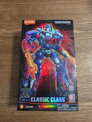 Transformers Classic Class Optimus Prime 88 Piece Model Kit NEW Blokees