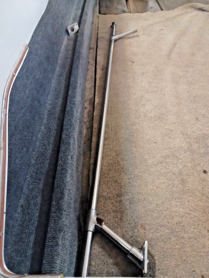 1983 Rinker T151 - NEUTRAL SAFETY SWITCH INOP - SEE INSPECTION REPORT ...