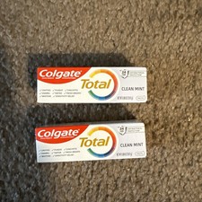 2 boxes Colgate Total Toothpaste Paste, Clean...