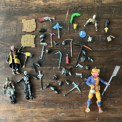 Jazwares Fortnight Action Figure and Weapons Lot