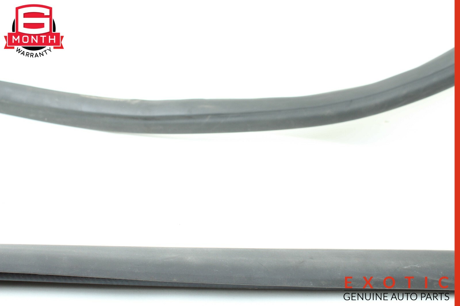 14-17 Maserati Ghibli S Front Left Rubber Door Weather Strip Liner OEM