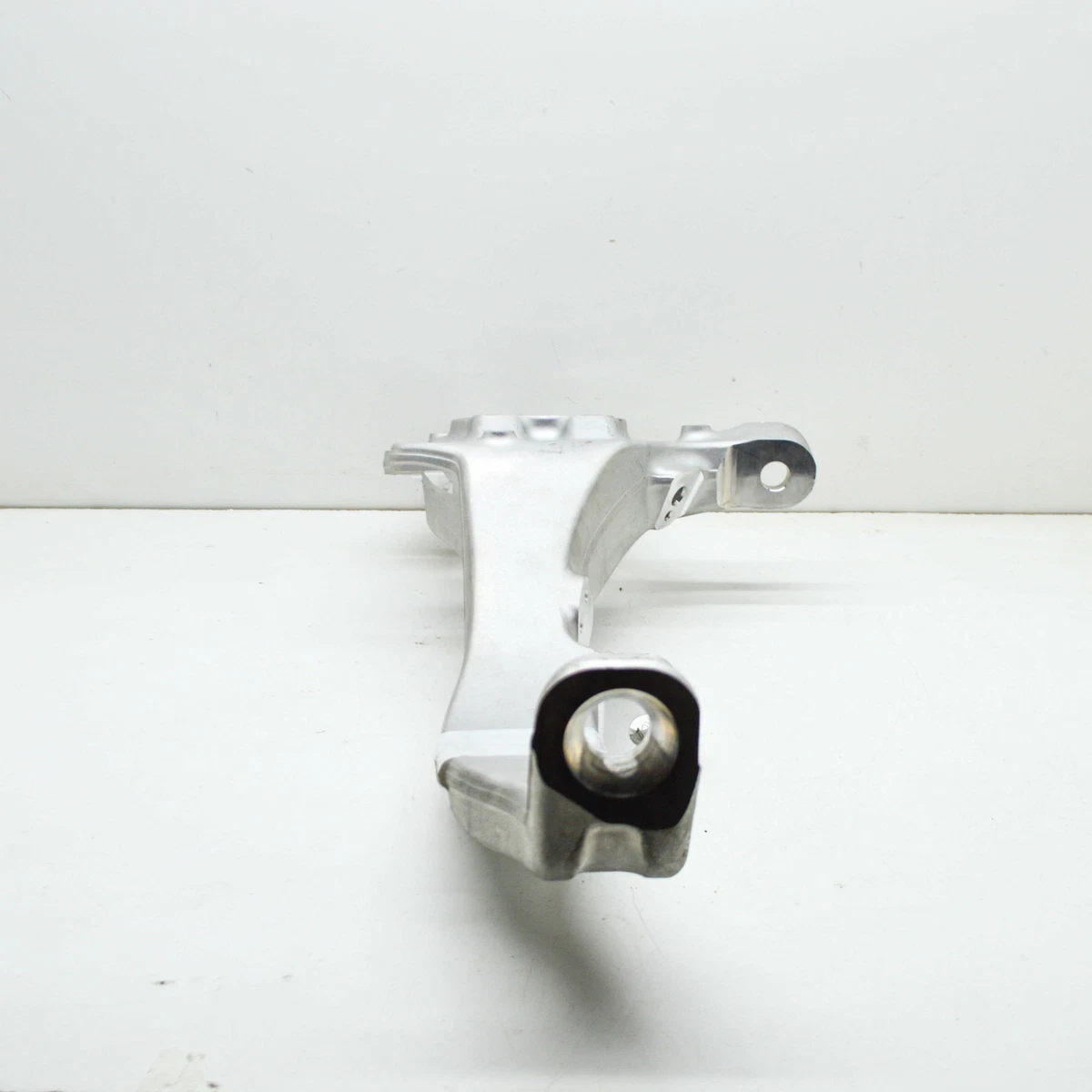 NEW MB GLE W167 AMG FRONT LEFT WHEEL HUB SPINDLE KNUCKLE