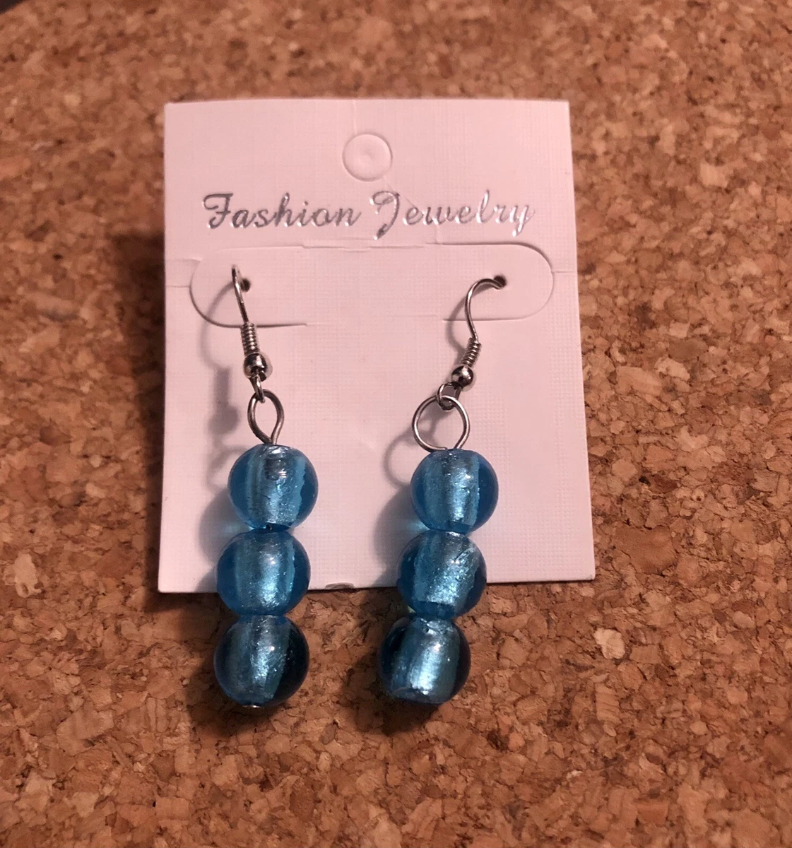 Boucles D'oreilles Percées - Corail Et Verre Bleu Turquoise, état Neuf