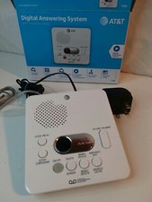AT T 1740 Digital Answering System With Time and Day Stamp - White