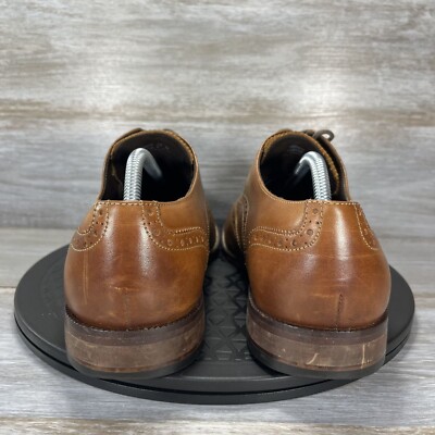 Cole Haan Men display picture 1