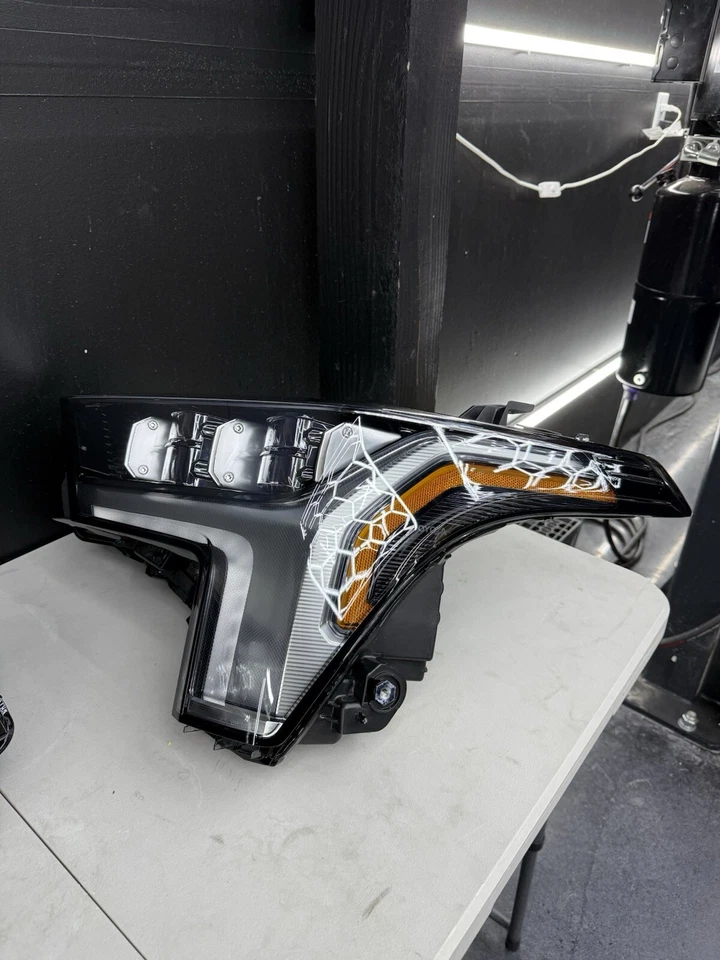 Faros LED izquierdo y derecho Toyota Tundra Sequoia 2022-2024 con nivel automático OEM Foto 4 de 4