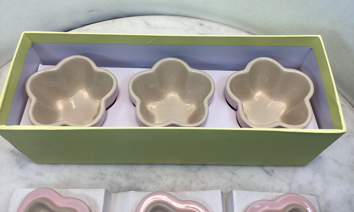 LE CREUSET Set Of 3 Stoneware Pink Petite Ramekin Fleur Collection