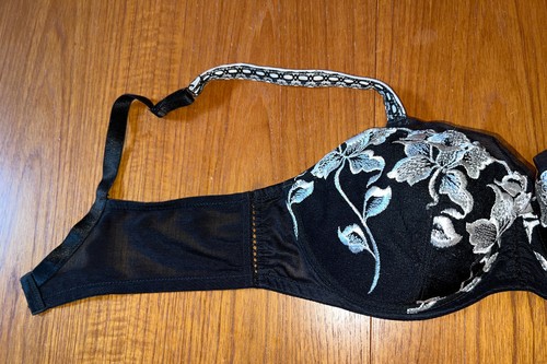 Cacique, White Embroidered Floral Accent on Black Demi Cup Underwire Bra Sz 40C - Picture 9 of 19